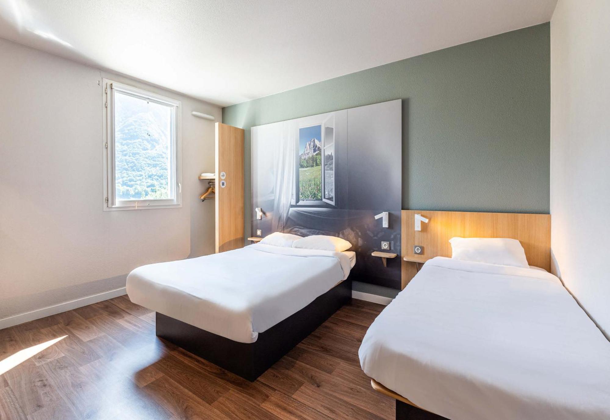 B&B Hotel Saint Jean De Maurienne Sainte-Marie-de-Cuines Екстер'єр фото