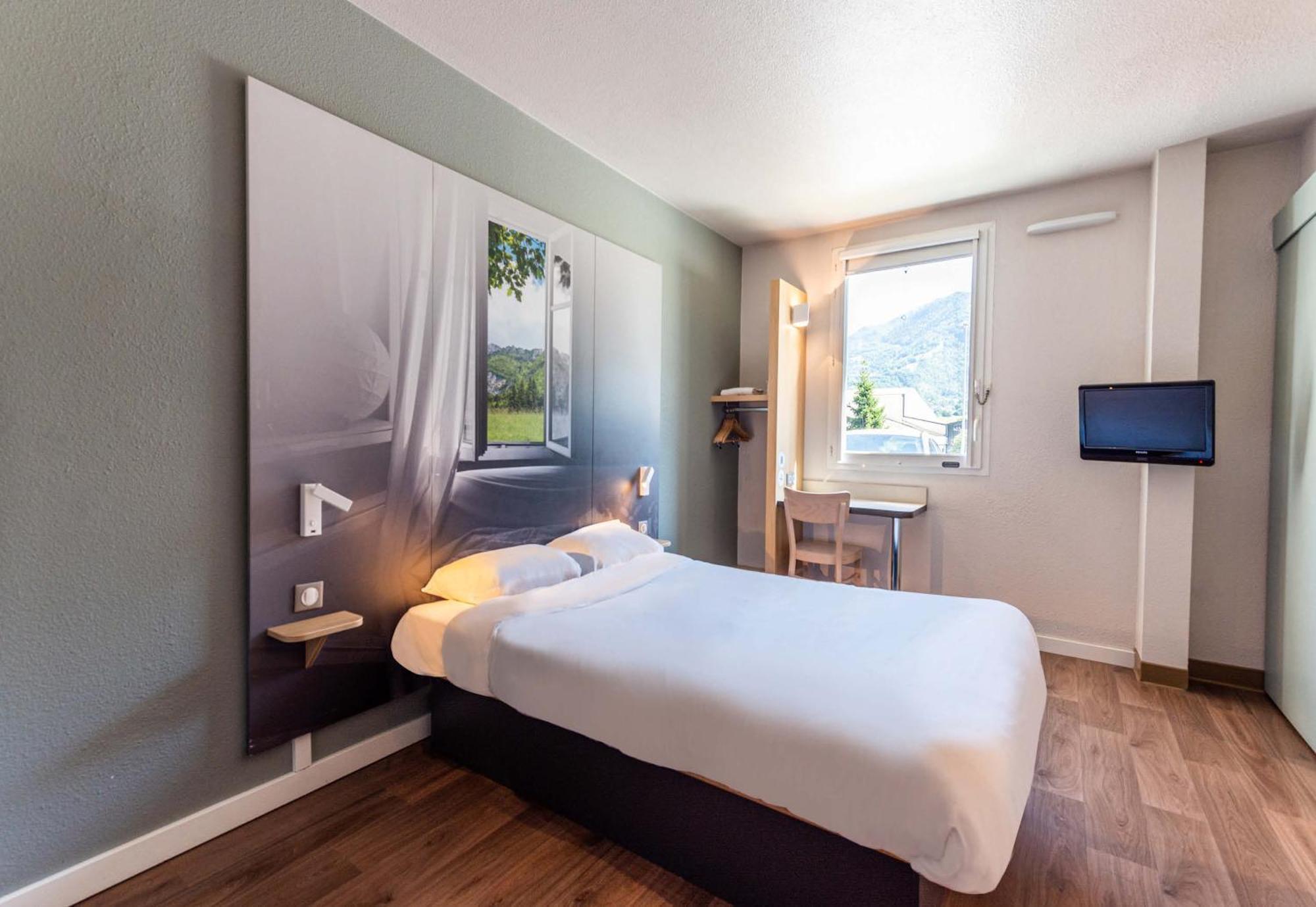 B&B Hotel Saint Jean De Maurienne Sainte-Marie-de-Cuines Екстер'єр фото