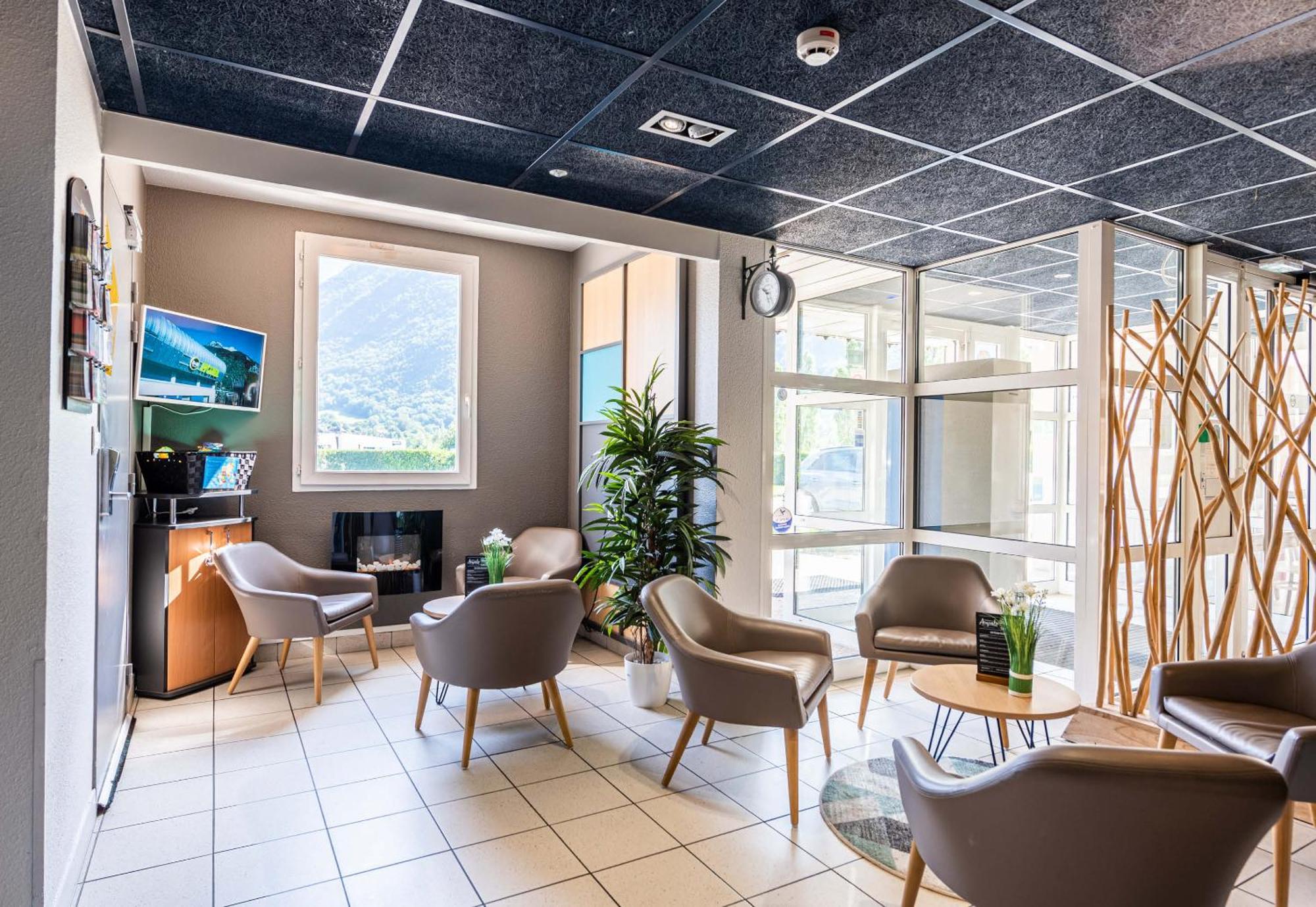 B&B Hotel Saint Jean De Maurienne Sainte-Marie-de-Cuines Екстер'єр фото